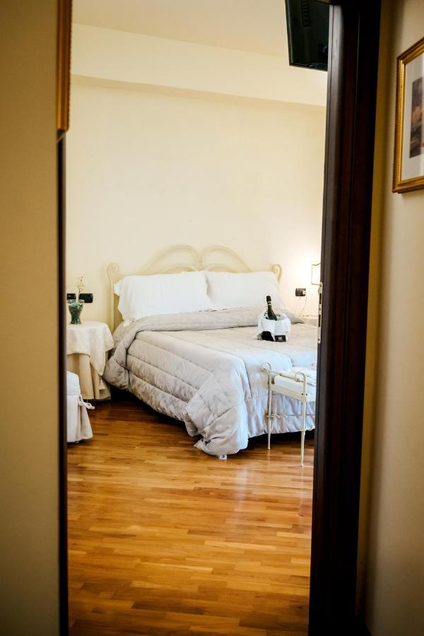 b&b Antiche Dimore Taurasi Exterior foto